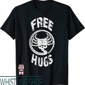 Aliens Movie T-Shirt Free Hugs Face Hugger