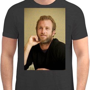 Scott Caan T-Shirt Smiling Eyes T-Shirt Trending