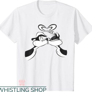 Pepe Le Pew T-shirt Pepe Le Pew Valentine Kiss T-shirt