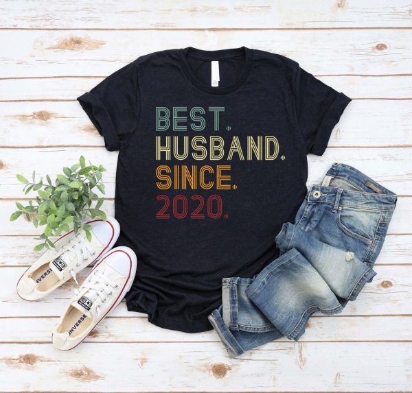 2nd Wedding Anniversary Gift, Best Husband Since 2020 T-Shirt – Apparel, Mug, Home Decor – Perfect Gift For Everyone