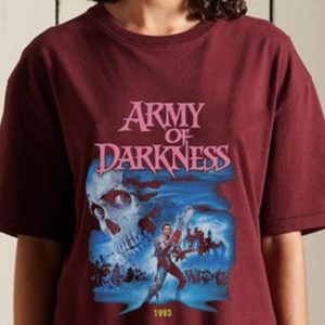 Army Of Darkness Horror Movie Graphic Unisex T-shirt – Apparel, Mug, Home Decor – Perfect Gift For Everyone