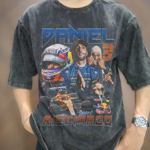 Daniel Ricciardo Racing Grand Prix Formula One F1 Sports T-shirt – Apparel, Mug, Home Decor – Perfect Gift For Everyone