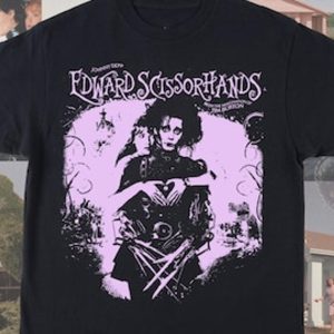 Edward Scissorhands Johnny Depp Tim Burton Graphic Unisex T-shirt – Apparel, Mug, Home Decor – Perfect Gift For Everyone