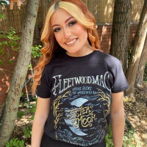 Fleetwood Mac Sisters Of The Moon Fan Gift T-shirt – Apparel, Mug, Home Decor – Perfect Gift For Everyone