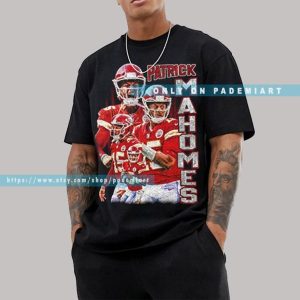 Football Player Patrick Mahomes Vintage T-shirt Best Sports Fans Gifts – Apparel, Mug, Home Decor – Perfect Gift For Everyone