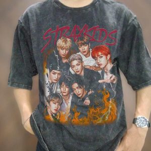 Kpop Boygroup Stray Kids Maniac Oddinary Skz Graphic T-shirt – Apparel, Mug, Home Decor – Perfect Gift For Everyone