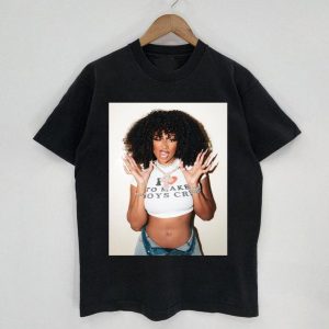 Megan Thee Stallion Famous Rapper Swag Pose Graphic T-shirt – Apparel, Mug, Home Decor – Perfect Gift For Everyone