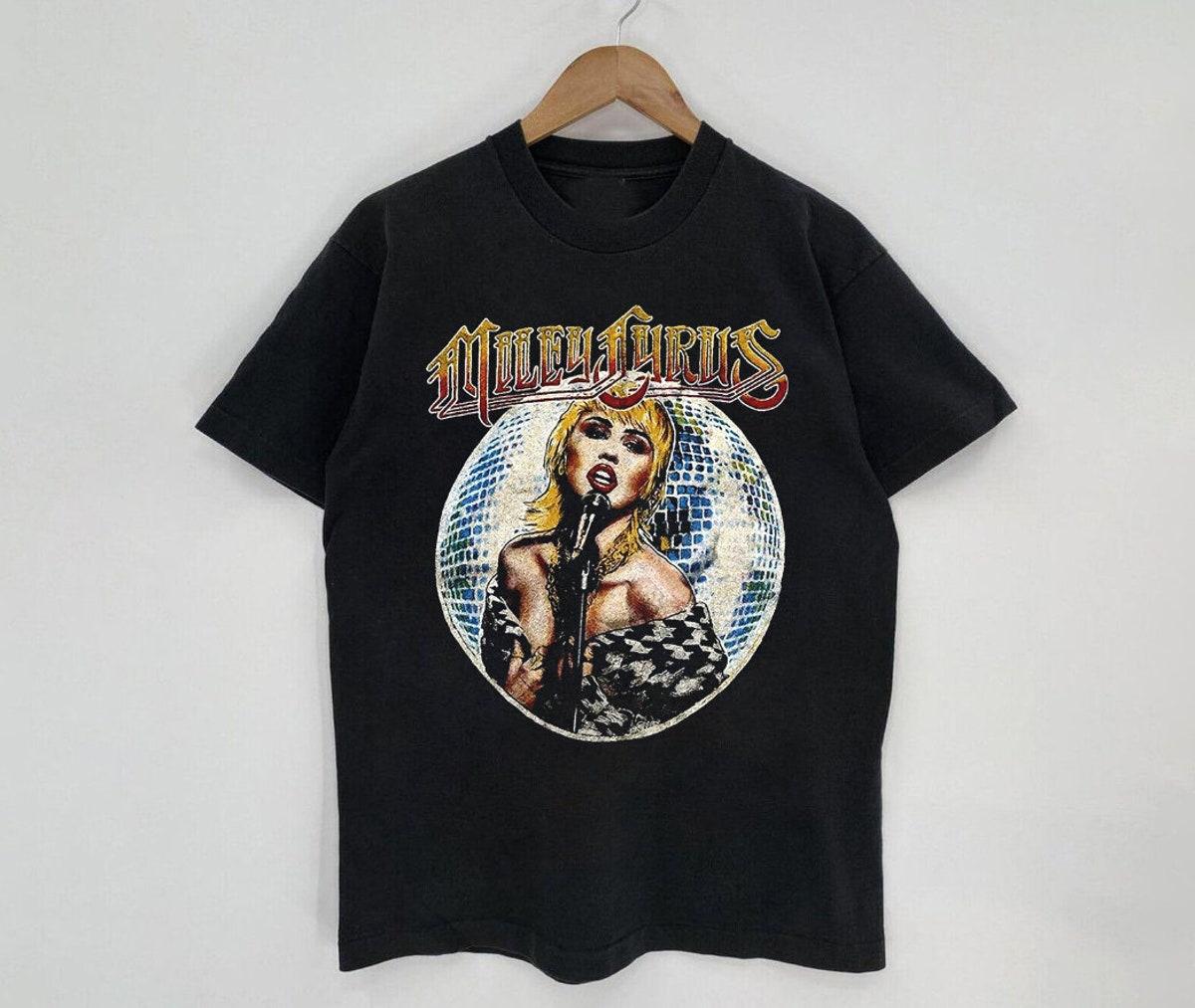 Miley Cyrus Vintage Bootleg Classic Black T-shirt – Apparel, Mug, Home Decor – Perfect Gift For Everyone