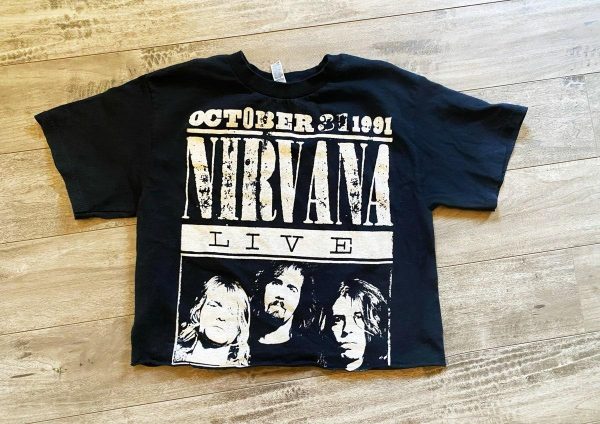 Nirvana Live At The Paramount October 31 1991 Croptop Shirt Gift For Fans – Apparel, Mug, Home Decor – Perfect Gift For Everyone