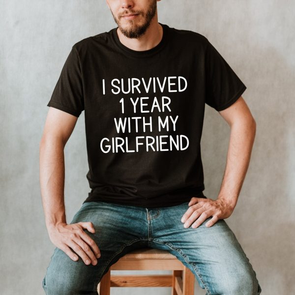 One Year Anniversary Gift For Boyfriend, I Survived 1 Year With My Girlfriend T-shirt – Apparel, Mug, Home Decor – Perfect Gift For Everyone