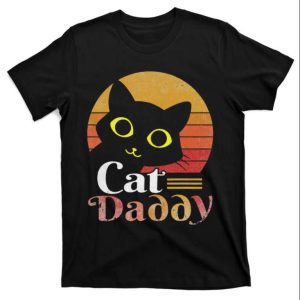 Retro Distressed Cat Daddy T-Shirt with Eighties Vintage Style – The Best Shirts For Dads In 2023 – Cool T-shirts