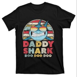 Retro Style Daddy Shark Sunglasses T-Shirt – The Best Shirts For Dads In 2023 – Cool T-shirts