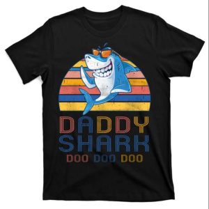 Retro Vintage Daddy Shark Doo T-Shirt For Men – The Best Shirts For Dads In 2023 – Cool T-shirts