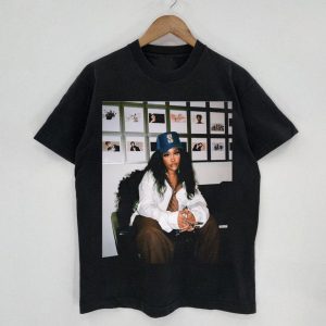 Sza Singer Graphic Unisex T-shirt – Apparel, Mug, Home Decor – Perfect Gift For Everyone