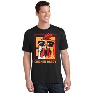 Vintage Poultry Farmer Rooster T-Shirt – A Gift For The Chicken Daddy In Your Life – The Best Shirts For Dads In 2023 – Cool T-shirts