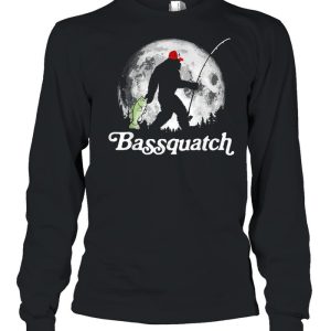 Bassquatch Bigfoot Night Fishing And Full Moon shirt