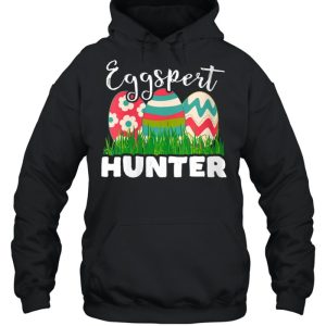 Eggspert Hunter Easter Egg shirt 3