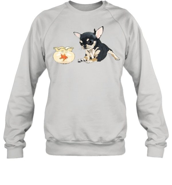 Chihuahua Loves Fish shirt