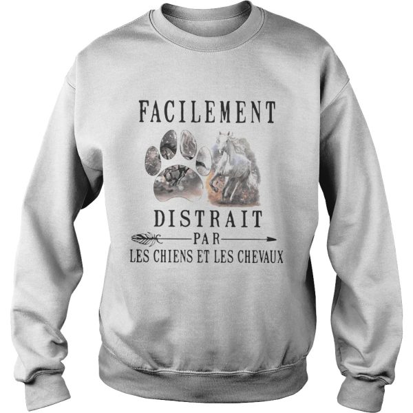 Facilement distrait par les chiens et les chevaux shirt