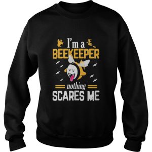 Halloween im a beekeeper nothing scares me shirt