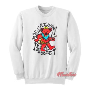 Chinatown Market Climbing Bear Sweatshirt