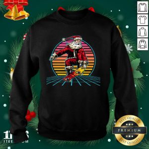 Funny Retro Sunset 80s Christmas Skateboarding Santa Funny Christmas Shirt