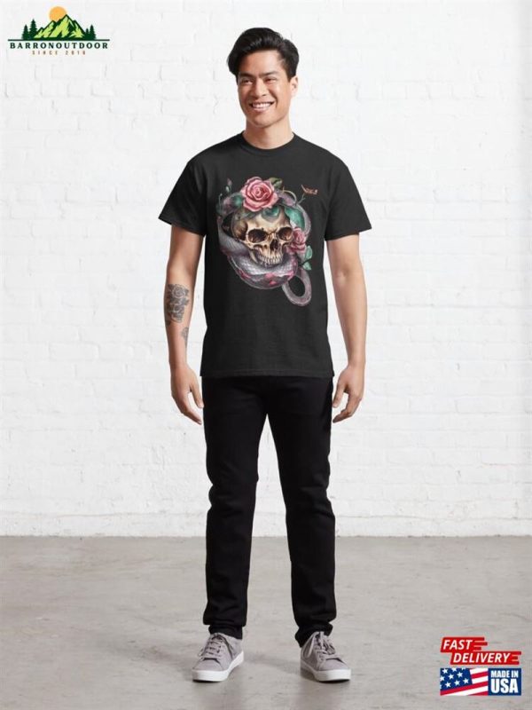 Copy Of Human Skull In Gothic Style Vintage With Red Roses And Abstract Snakes Classic T-Shirt