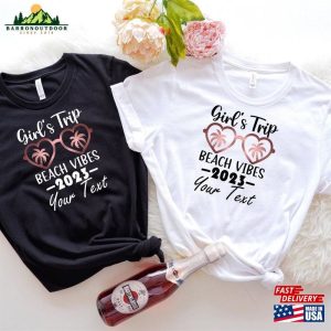 Custom Girls Trip Beach Vibes 2023 Shirt Girls Vacation Shirts Unisex Sweatshirt 3