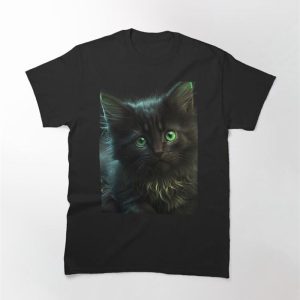 Cute Cat With Emerald Eyes Classic T-Shirt Hoodie