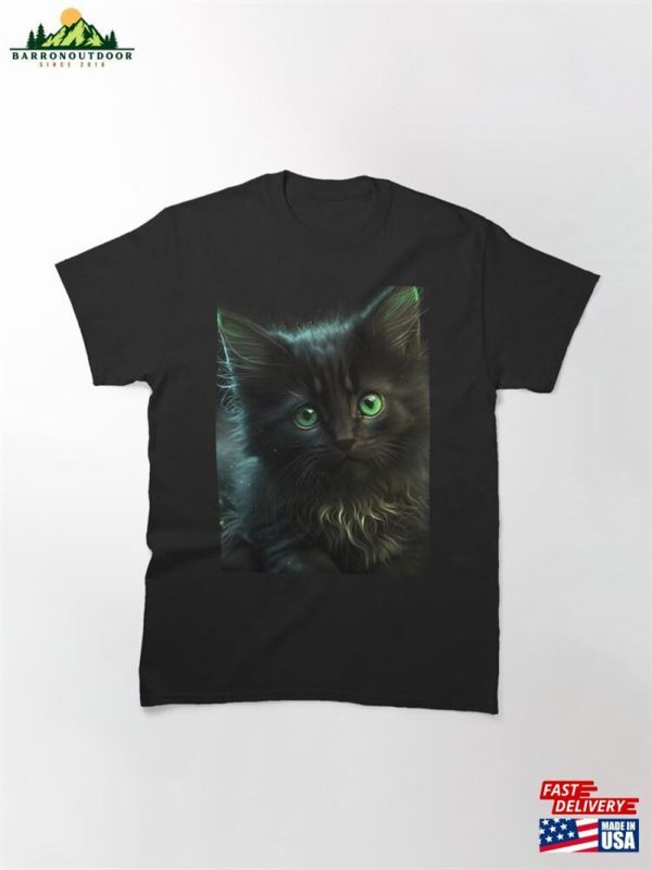 Cute Cat With Emerald Eyes Classic T-Shirt Hoodie