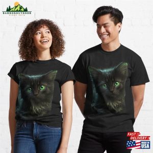 Cute Cat With Emerald Eyes Classic T Shirt Hoodie 3