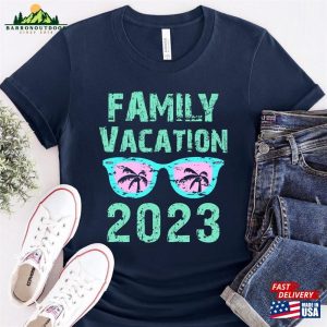 Family Vacation 2023 Shirt Tee Matching T-Shirt Classic