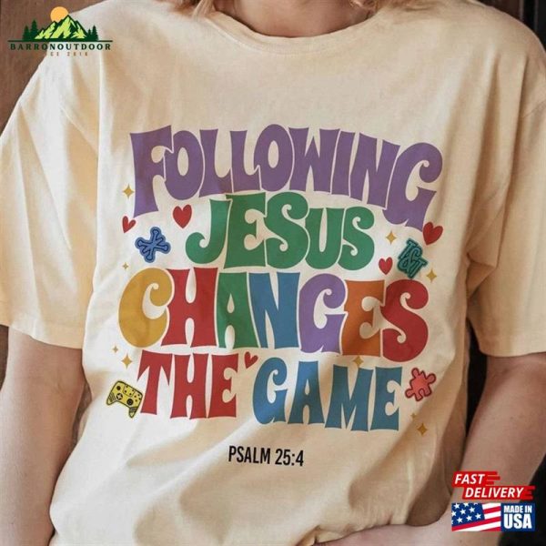 Following Jesus Changes The Game Shirt Vbs Twists And Turns 2023 Crew Hoodie Classic