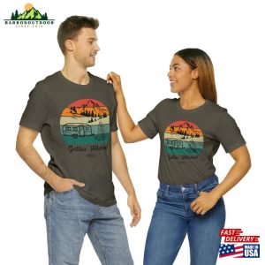 Gettinhitched 2023 Unisex Jersey Short Sleeve Tee Camping Lovers Outdoor Enthusiast Sweatshirt 3