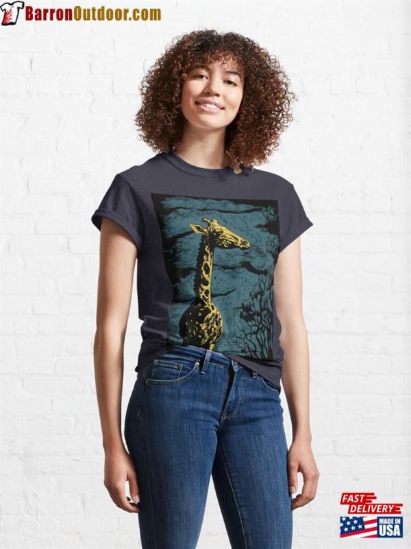 Giraffe By Night Classic T-Shirt