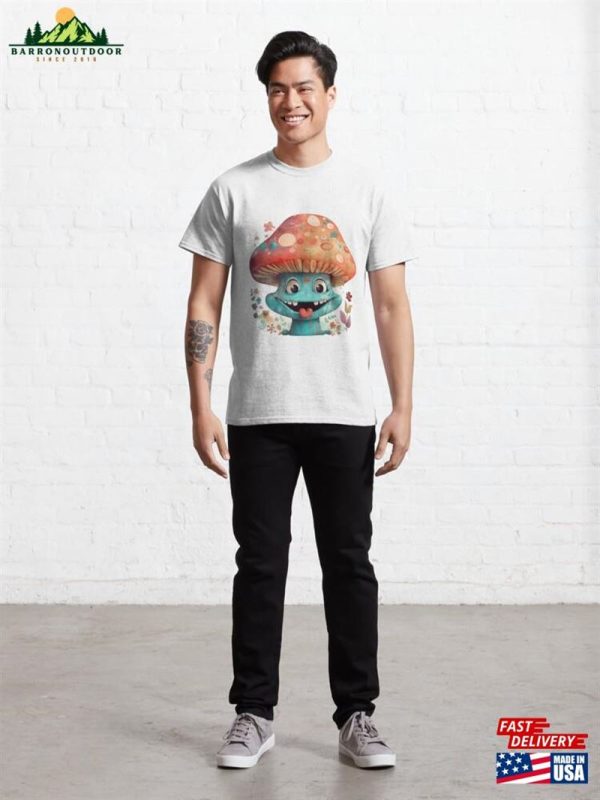 Happy Grinning Shroom Buddy Classic T-Shirt Unisex