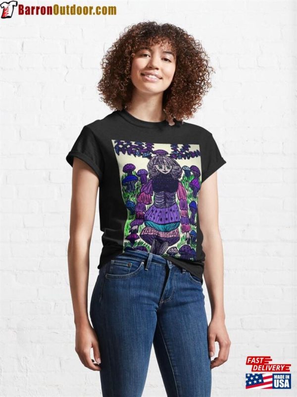 Magic Mushroom Girl Classic T-Shirt