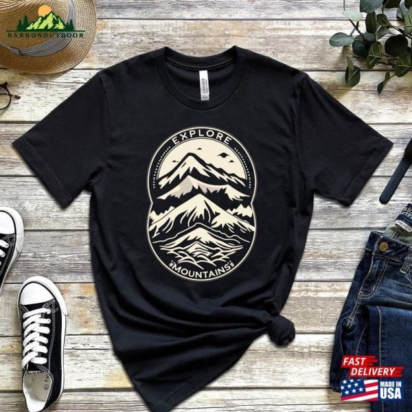 Mountain Hiking Shirt Nature Inspired T-Shirt For Hike And Camping Outdoor Adventures Sweatshirt Hoodie