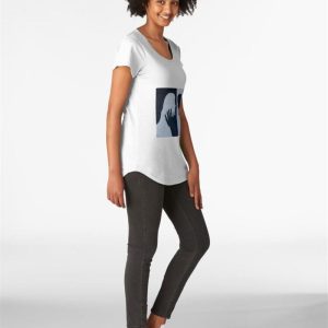 Reflection Premium Scoop T-Shirt Sweatshirt Classic