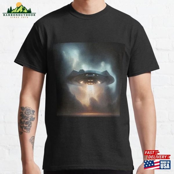 Space Ship Wall Art For Print 4096 On Pixels High Quality Resolution Classic T-Shirt Hoodie