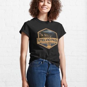 Stelvio Pass Passo Dello Travel Art Badge Classic T Shirt Sweatshirt 4