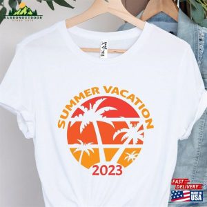 Summer Vacation 2023 Shirt Matching Family Beach Tees Vibes T-Shirt Sweatshirt