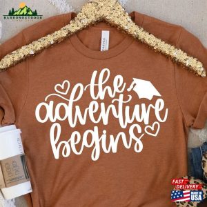 The Adventure Begin T-Shirt Class Of 2023 Shirt Gift For Graduate Unisex Sweatshirt