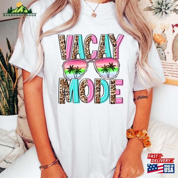 Vacay Mode Family Shirt Girls T-Shirt Classic