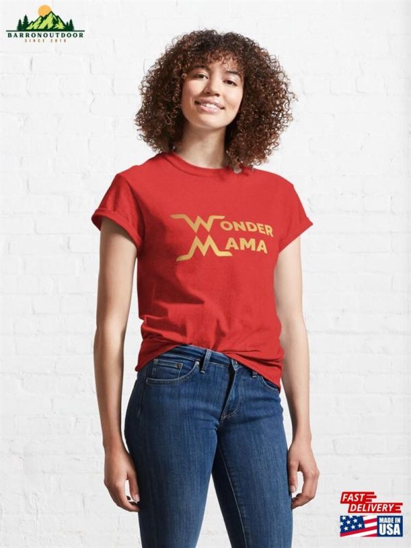 Wonder Mama Classic T-Shirt Unisex