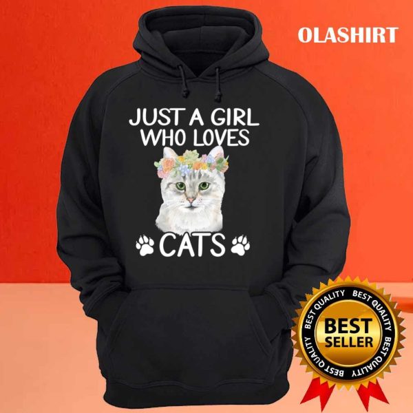 Just A Girl Who Loves Cats T-shirt