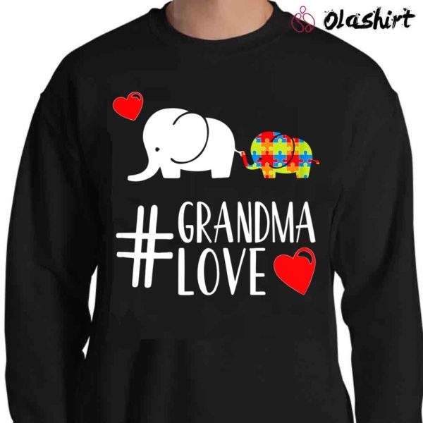 New Autism Awareness Cute T-shirt Elephant Grandma Heart T-shirt