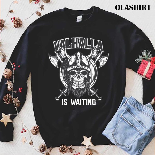 New Viking Skull With Helmet Axes T-shirt , Trending Shirt