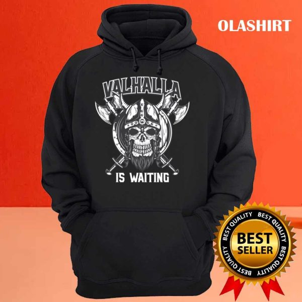 New Viking Skull With Helmet Axes T-shirt , Trending Shirt