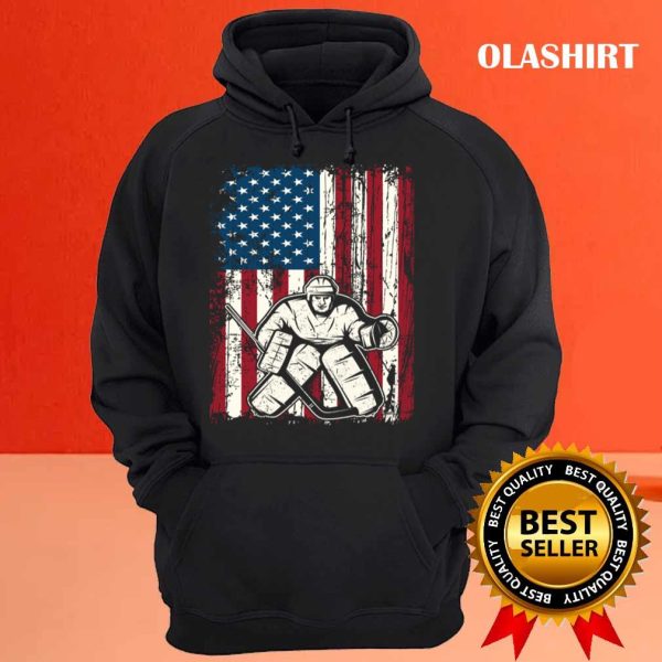 New Vintage Usa American Flag Ice Hockey Goalie Winter Sports T-shirt